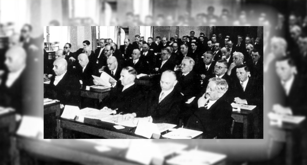 Landtag: Konstituierende Sitzung der verfassunggebenden Landesversammlung 1952. (Bild: Landesmedienzentrum Baden-Württemberg)