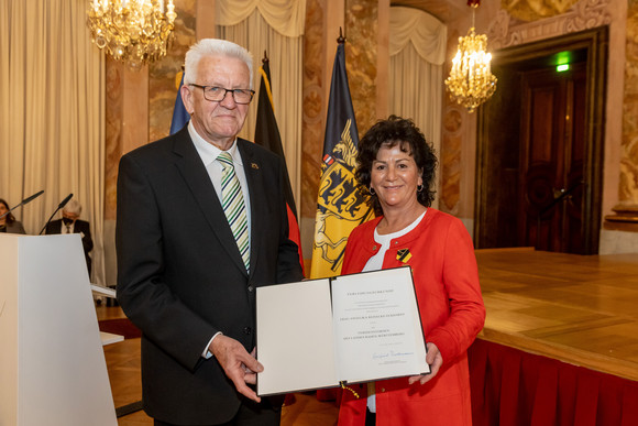 Ministerpräsident Winfried Kretschmann (l.) und Angie Reinecke-Eckardt (r.)