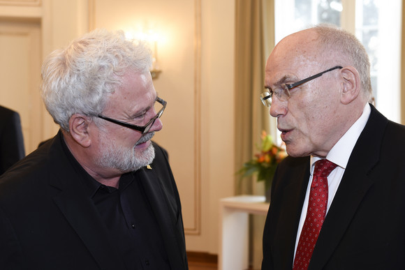 Staatsminister Klaus-Peter Murawski (l.) und Staatssekretär a. D. Dr. Rudolf Böhmler (r.) (Foto: Staatsministerium Baden-Württemberg)