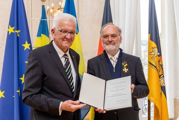 Ministerpräsident Winfried Kretschmann (links) und Werner Knubben (rechts)