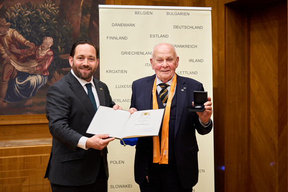 Staatssekretär Florian Hassler (l.) und Kurt Konrad Heinzler (r.)