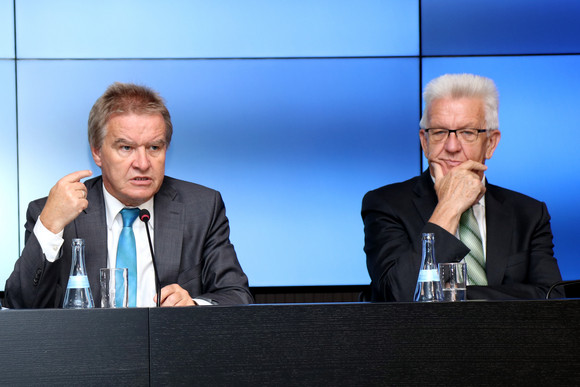 Ministerpräsident Winfried Kretschmann (r.) und Umweltminister Franz Untersteller (l.)