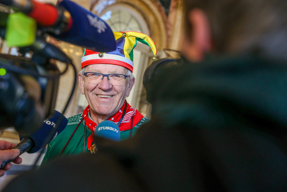 Ministerpräsident Winfried Kretschmann beim Interview