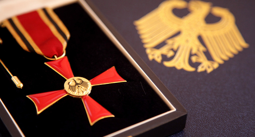 Verdienstkreuz am Bande