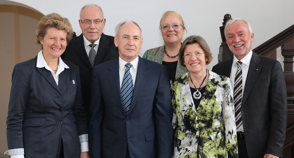 v.l.n.r.: Dr. Gisela Meister-Scheufelen, Dr. h. c. Rudolf Böhmler, Bernhard Bauer, Prof. Dr. Gisela Färber, Gerda Stuchlik und Claus Munkwitz