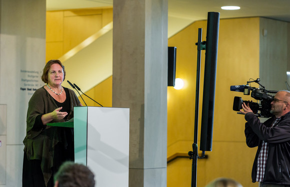 Staatsministerin Theresa Schopper bei der Auftaktveranstaltung zur Kampagne #RespektBW. (Bild: Landesmedienzentrum Baden-Württemberg )