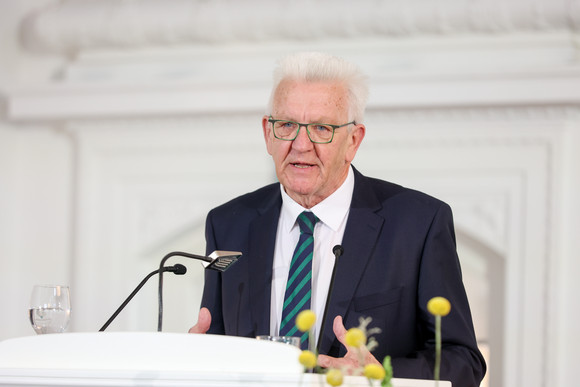 Erwiderung durch Ministerpräsident Winfried Kretschmann