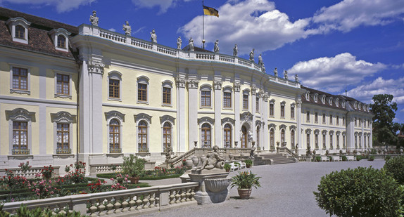 Residenzschloss Ludwigsburg im Sommer (Foto: © Staatliche Schlösser und Gärten Baden-Württemberg, Ralf Cohen)