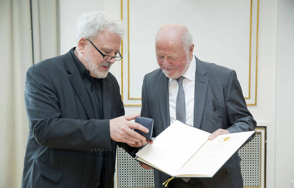 Staatsminister Klaus-Peter Murawski (l.) und Martin Hechinger (r.)