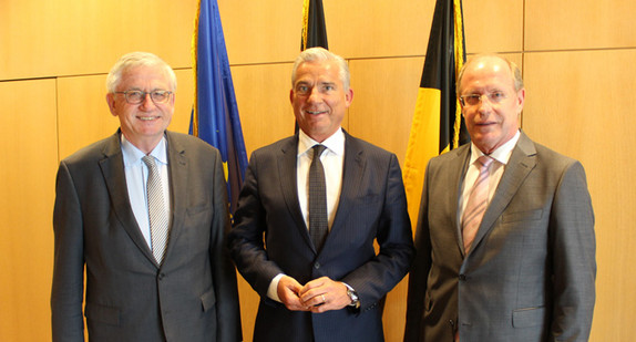 (v. l. n. r.) Staatssekretär und Amtschef Julian Würtenberger, Innenminister Thomas Strobl und Politischer Staatssekretär Wilfried Klenk (Foto: © Innenministerium Baden-Württemberg)