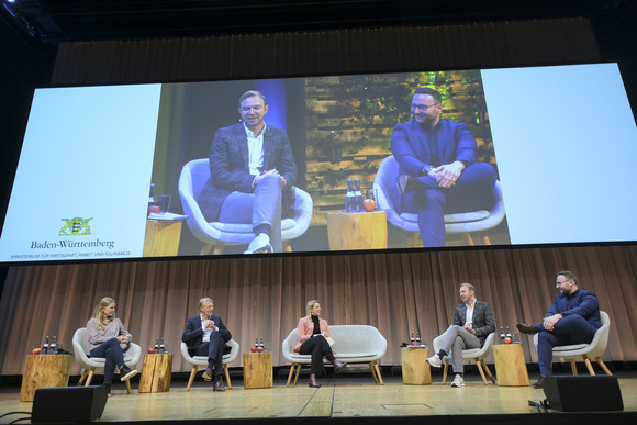 Impressionen von der CMT - der Urlaubsmesse 2023 auf der Messe Stuttgart