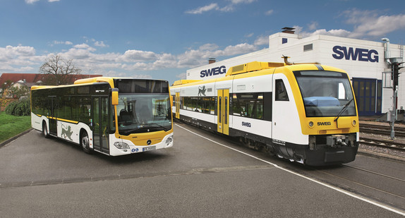 Bahn und Bus im Landesdesign (Bilderquelle: SWEG)