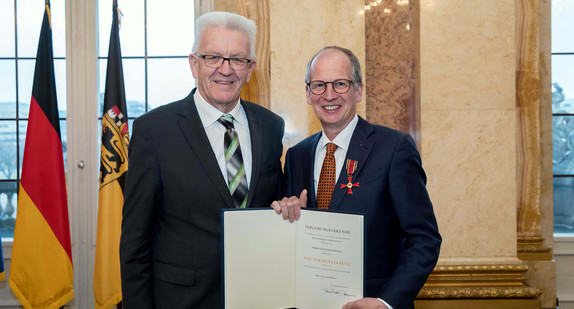 Ministerpräsident Winfried Kretschmann (l.) und Rainer Reichhold (r.)