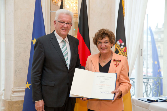 Ministerpräsident Winfried Kretschmann (l.) und Ute Drews (r.)