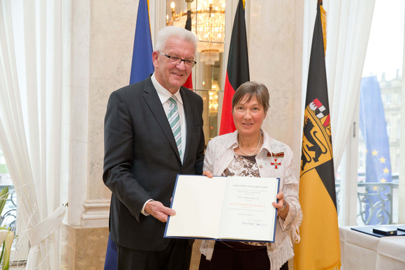 Ministerpräsident Winfried Kretschmann (l.) und Sigrid Godbillon (r.)