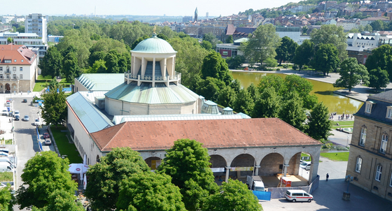 Das Kunstgebäude am Schloßplatz in Stuttgart (Quelle: dpa)